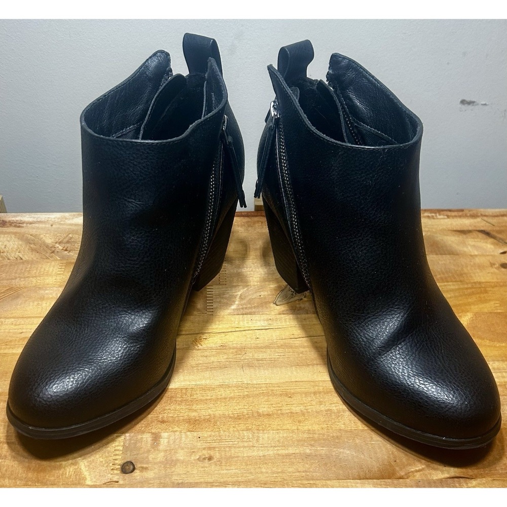 Torrid Black Ankle Bootie 9.5 WW Extra Wide Chunky Block Heel Side Zip